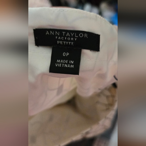 Ann Taylor LOFT factory Wrap Dress - Picture 5 of 5